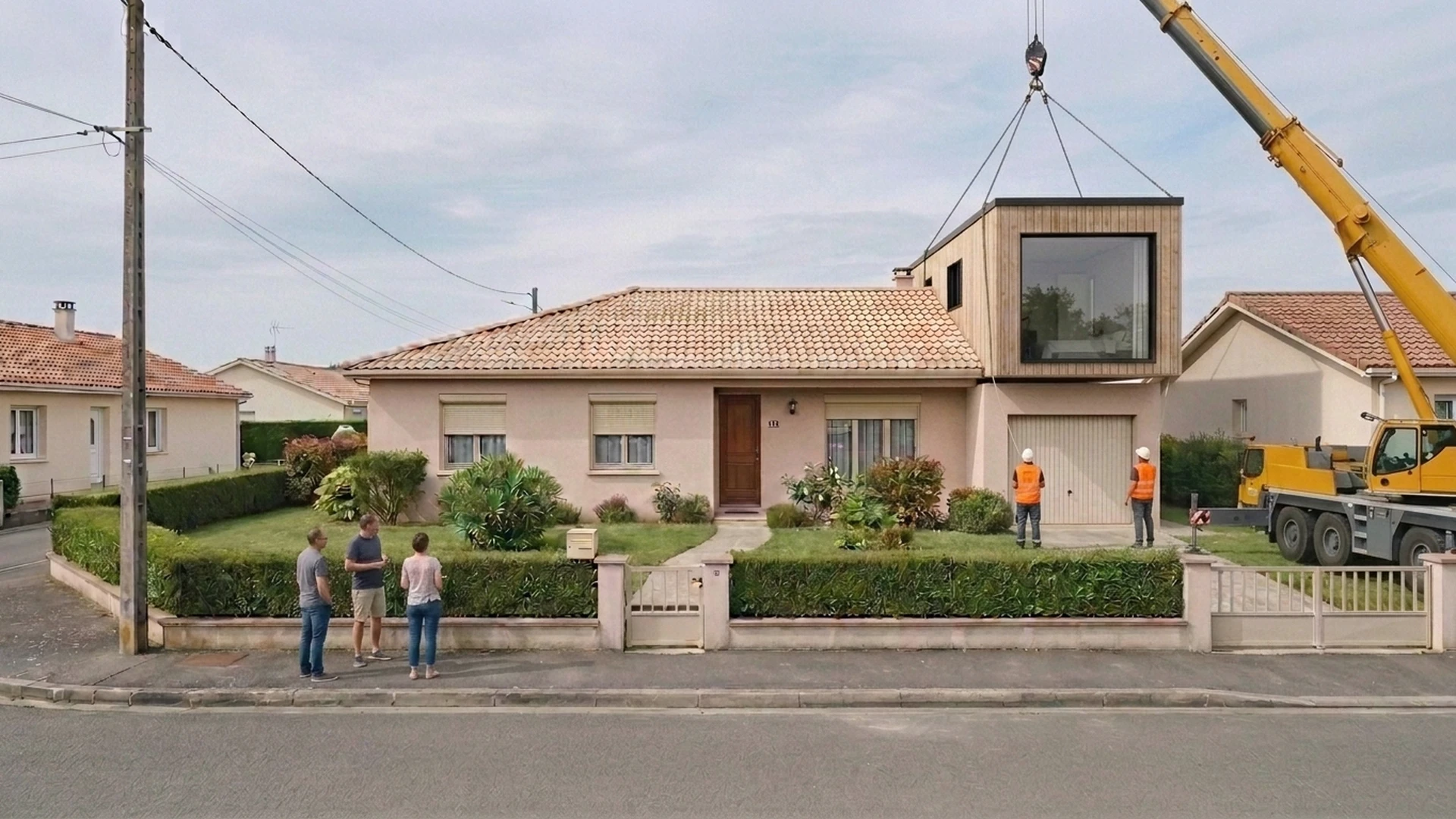 Module Nido posé sur le toit de la maison en une journée